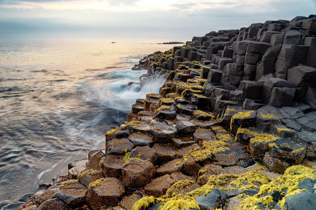 Johan Wieland / Flickr / CC-BY-ND 2.0 Мостовая гигантов